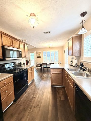 1708 Elm Run Way, Nashville, TN 37214