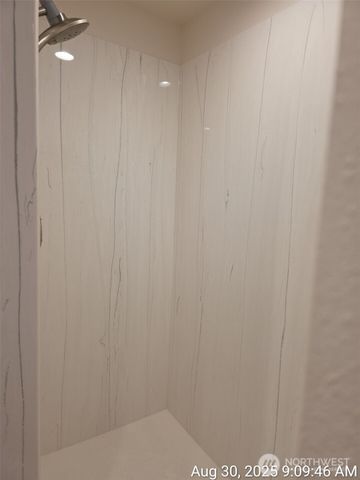 31448 7th Place SW #B, Federal Way, WA 98023