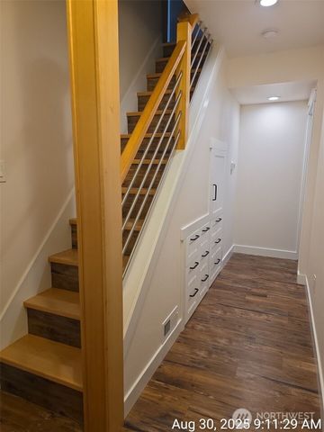 31448 7th Place SW #B, Federal Way, WA 98023