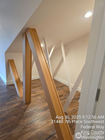 31448 7th Place SW #B, Federal Way, WA 98023