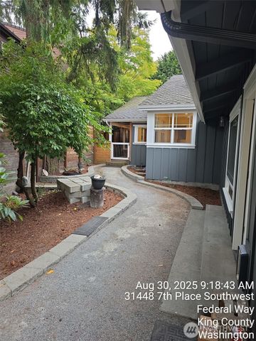 31448 7th Place SW #B, Federal Way, WA 98023
