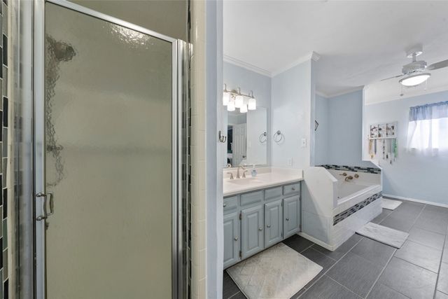 162 Highridge Drive, Bruceville, TX 76630