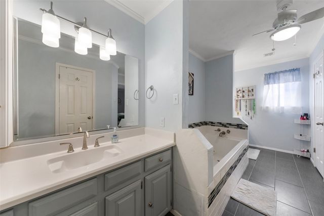 162 Highridge Drive, Bruceville, TX 76630