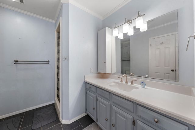 162 Highridge Drive, Bruceville, TX 76630