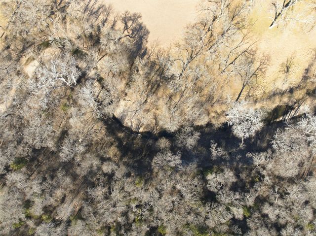 162 Highridge Drive, Bruceville, TX 76630