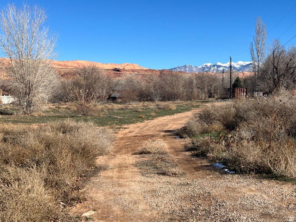 661 S 400 E, Moab, UT 84532