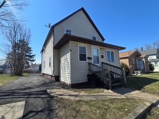 920 S Mcalister Avenue, Waukegan, IL 60085