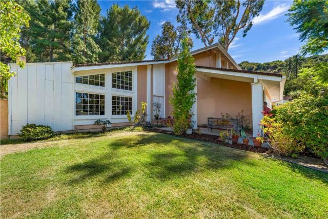 19932 Turnberry, Tarzana, CA 91356