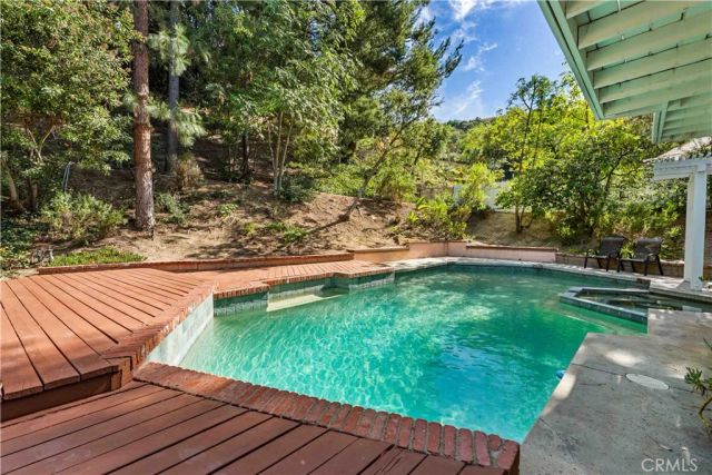 19932 Turnberry, Tarzana, CA 91356
