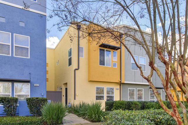 10890 Disk Dr, Rancho Cordova, CA 95670