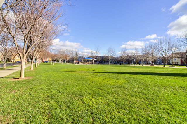 10890 Disk Dr, Rancho Cordova, CA 95670