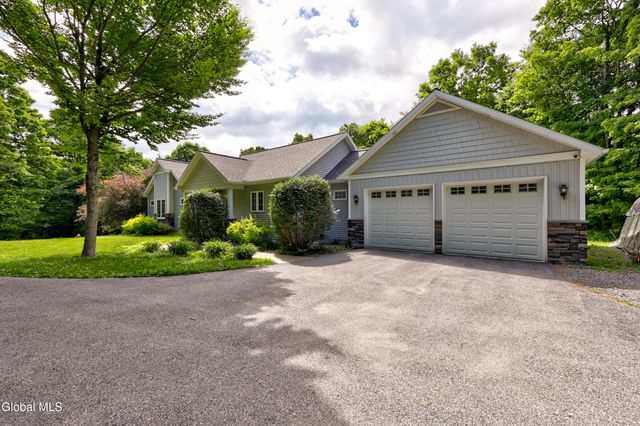 150 N Greenfield Road, Greenfield, NY 12859