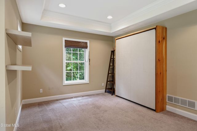150 N Greenfield Road, Greenfield, NY 12859