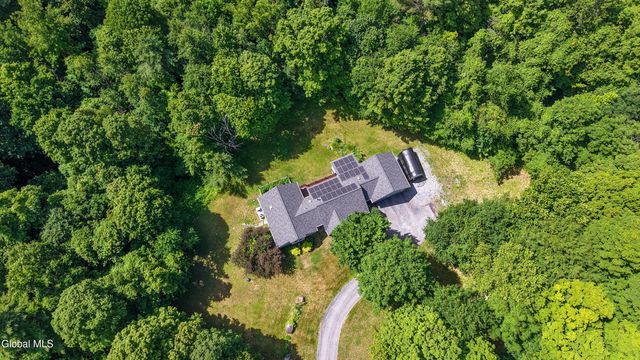 150 N Greenfield Road, Greenfield, NY 12859
