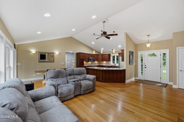 150 N Greenfield Road, Greenfield, NY 12859