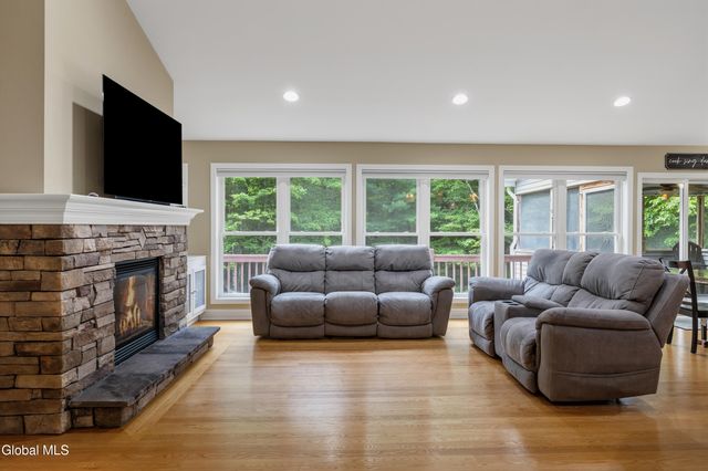 150 N Greenfield Road, Greenfield, NY 12859