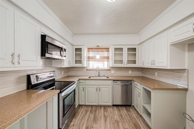 4311 Stacy Street, Seabrook, TX 77586