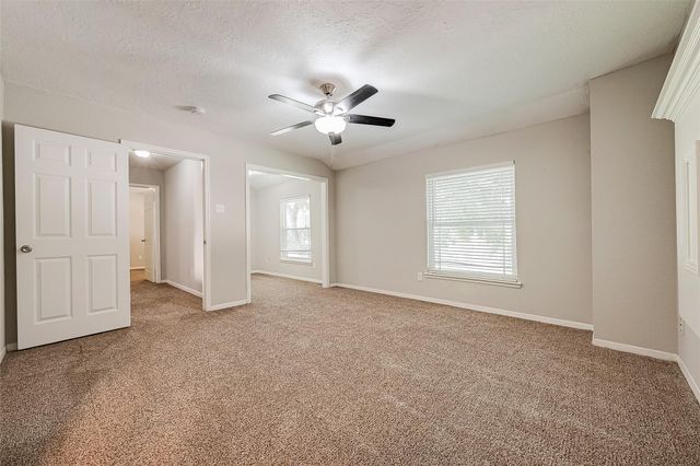 4311 Stacy Street, Seabrook, TX 77586