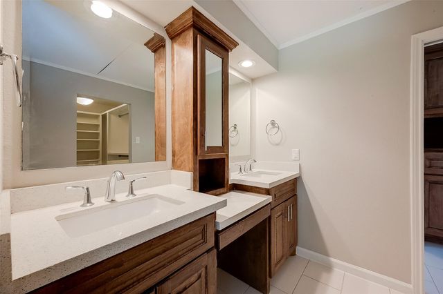 4311 Stacy Street, Seabrook, TX 77586