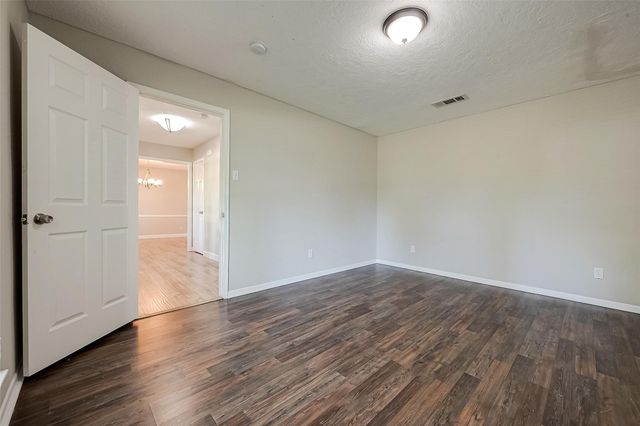 4311 Stacy Street, Seabrook, TX 77586