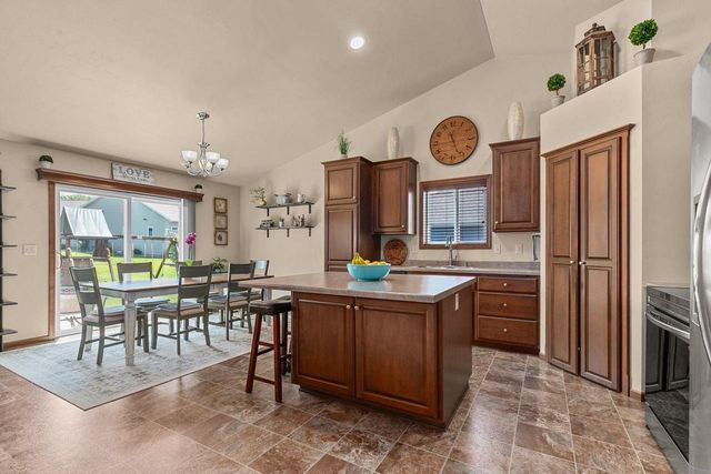 971 LOTUS TRAIL, Menasha, WI 54952