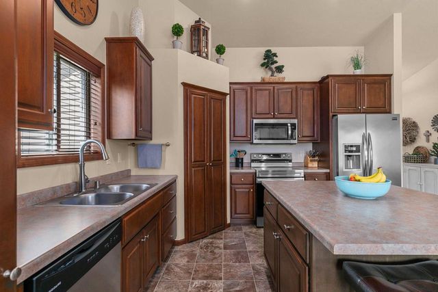 971 LOTUS TRAIL, Menasha, WI 54952
