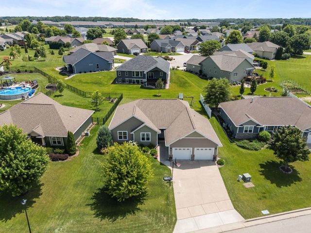 971 LOTUS TRAIL, Menasha, WI 54952