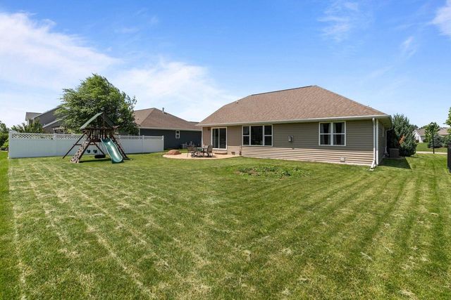 971 LOTUS TRAIL, Menasha, WI 54952
