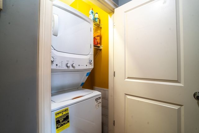 61 Carlisle St 61, Quincy, MA 02171