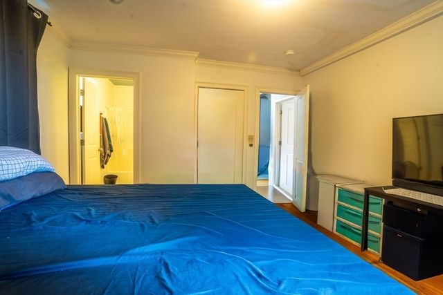 61 Carlisle St 61, Quincy, MA 02171