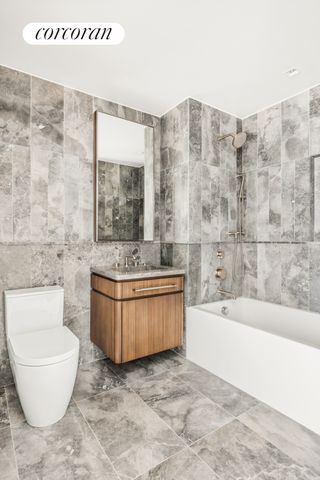 208 Delancey St Apt 4G, New York City, NY 10002