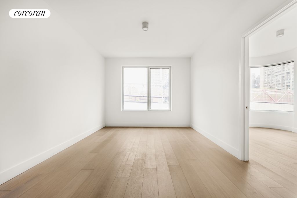 208 Delancey St Apt 4G, New York City, NY 10002