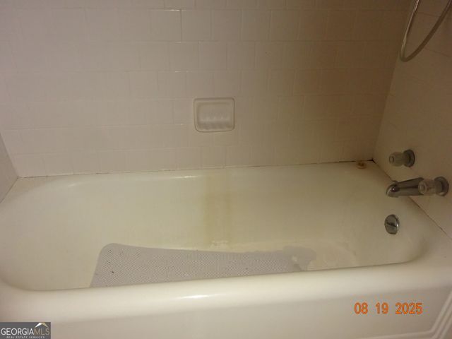 6 N Spring Street, Claxton, GA 30417