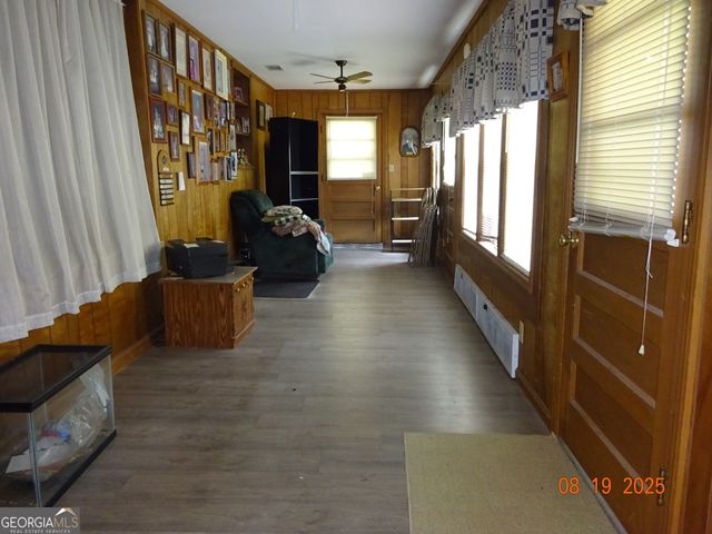 6 N Spring Street, Claxton, GA 30417