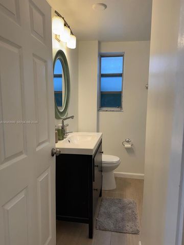 6767 Indian Creek Drive 11, Miami Beach, FL 33141