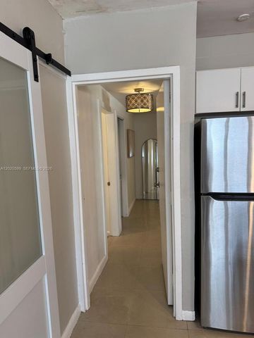 6767 Indian Creek Drive 11, Miami Beach, FL 33141