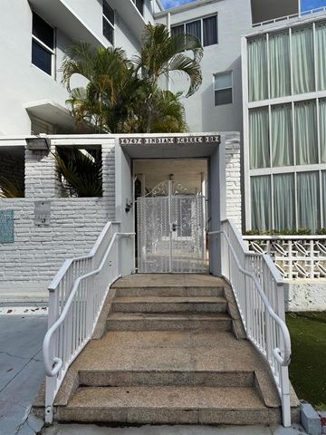 6767 Indian Creek Drive 11, Miami Beach, FL 33141