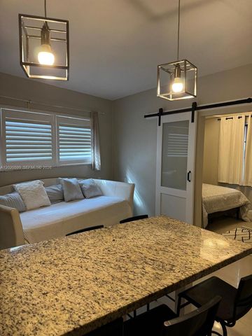 6767 Indian Creek Drive 11, Miami Beach, FL 33141