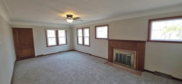 33955 Walbo Drive, Cambridge, MN 55008