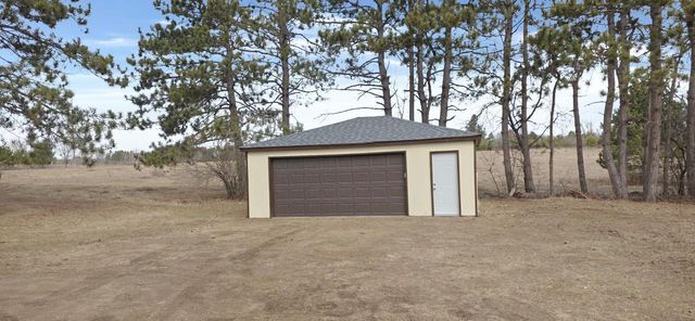 33955 Walbo Drive, Cambridge, MN 55008