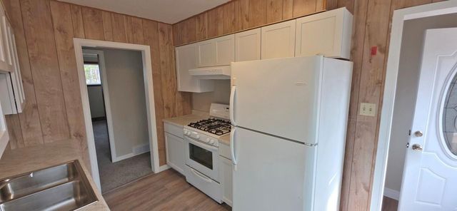 33955 Walbo Drive, Cambridge, MN 55008