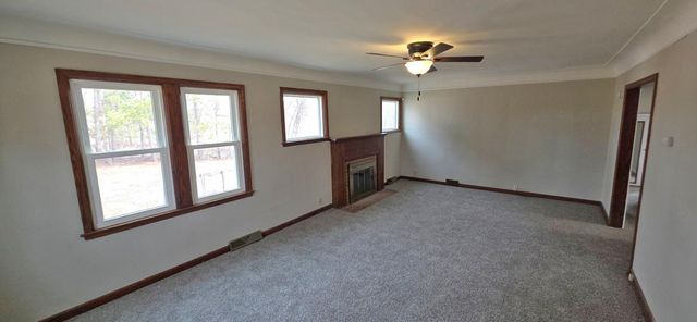 33955 Walbo Drive, Cambridge, MN 55008