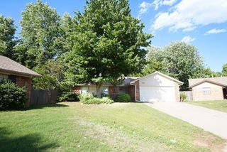 305 Cherryvale Road, Edmond, OK 73003