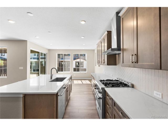 8858 Buttonwillow Dr, Littleton, CO 80125