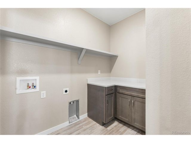 8858 Buttonwillow Dr, Littleton, CO 80125