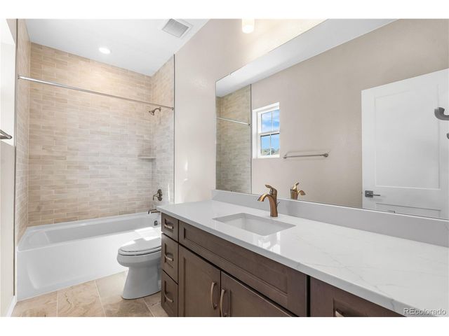 8858 Buttonwillow Dr, Littleton, CO 80125