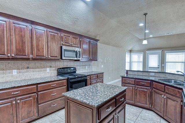 4129 Eden Court, Norman, OK 73072