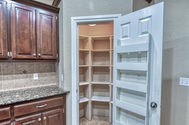 4129 Eden Court, Norman, OK 73072