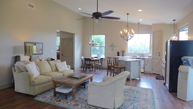 234 Mill Dam Rd, Comfort, TX 78013