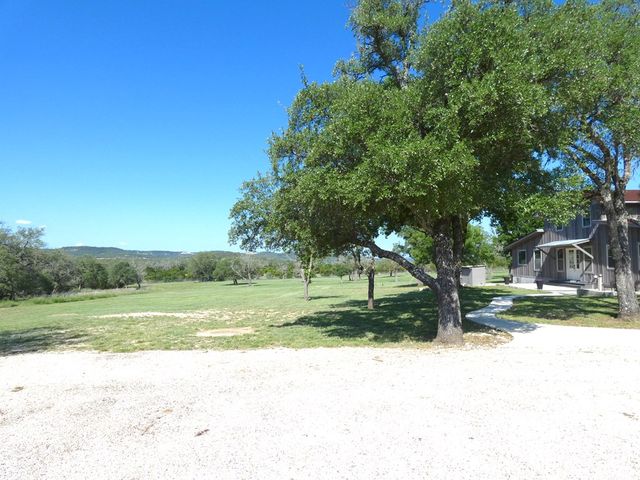 234 Mill Dam Rd, Comfort, TX 78013